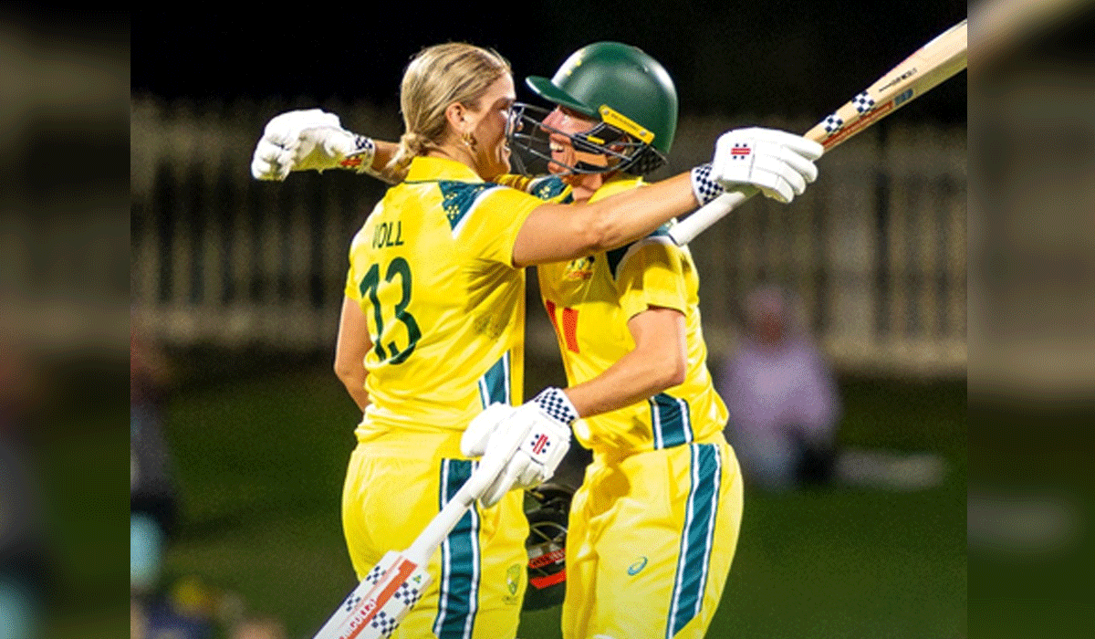 2nd ODI: Voll's ton helps Australia seal ODI series with 5-wicket win over India