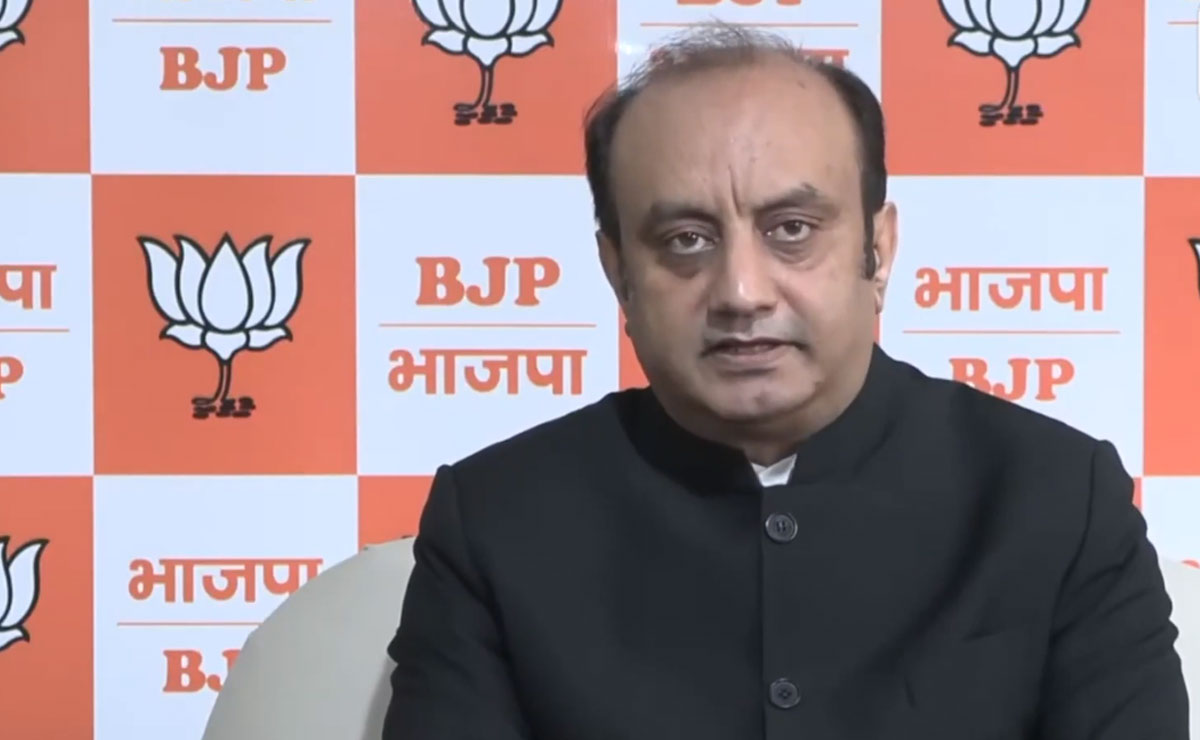 Trivedi calls LoP ‘Lashkar-e-Rahul’ over shirtless protest by youth Congress