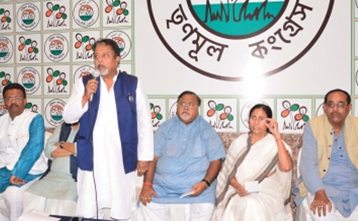 Demise of my once comrade-in-arms has left me heartbroken: Mamata Banerjee on Mukul Roy’s death