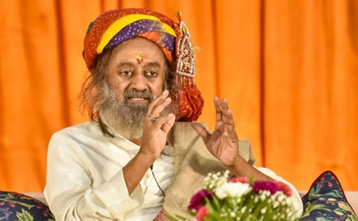 On Mahashivratri, surrender all your problems to Shiva: Sri Sri Ravi Shankar