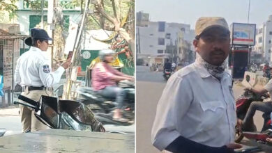 Hyderabad Traffic Police Uniform Row: Private Persons Seen Taking Challan Photos Near Saidabad Steel Bridge