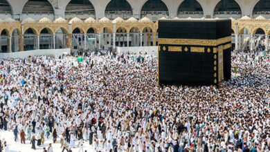 Saudi Ministry of Hajj Suspends Three Umrah Companies Over Accommodation Violations