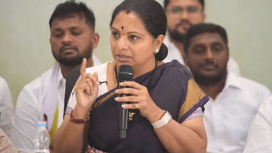 Kavitha Targets AIMIM, Says Owaisi Brothers Always Side with Ruling Power