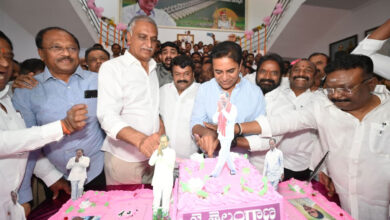 K Chandrashekhar Rao 72nd Birthday Celebrated at Telangana Bhavan with BRS Leaders
