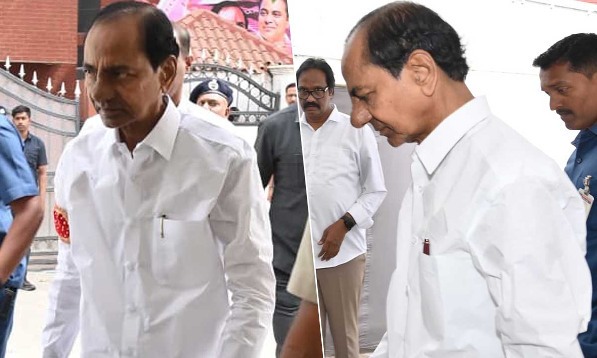 Phone Tapping Case: KCR Questioned by SIT, Former CM Gets Emotional
