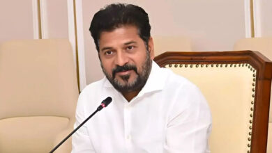 Congress takes early lead in Telangana municipal elections