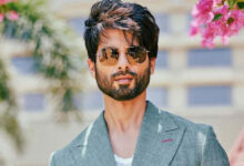 Shahid Kapoor catches up with old friends, says ‘Purane dost purani yaadein’ are special