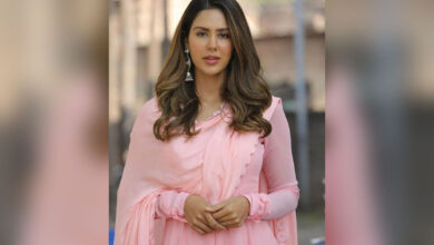 Sonam Bajwa’s midnight ‘sunglass haul’ turns into chaos: Who asked me to do this?