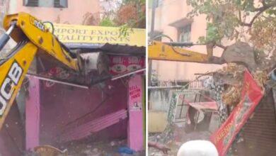 GHMC Cracks Down on Footpath Encroachments in Mallepally, Demolitions Near Anwar-ul-Uloom College