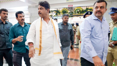 Karnataka BJP criticises govt over Bengaluru garbage collection woes