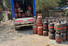 Gas cylinder black marketing op busted in Mumbai; stock seized in Worli raid