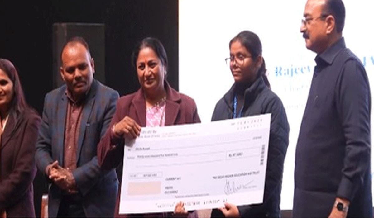 'Delhi Lakhpati Bitiya Yojana', 2 free LPG cylinder scheme to be rolled out tomorrow