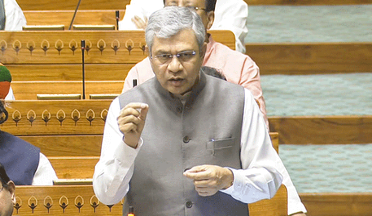 Objectionable ads like alcoholic drinks, smoking prohibited in Railways: Ashwini Vaishnaw