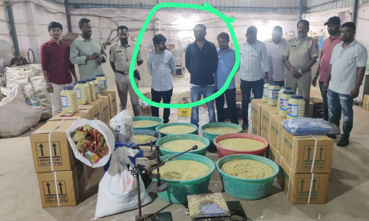 Hyderabad Adulterated Ginger Garlic Paste Racket Busted: 3 Arrested, 70 Quintals Seized in Attapur Raid