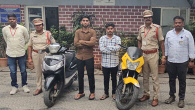 Hyderabad Bike Stunt Case: Two Youths Arrested Near Lumbini Park and Secretariat for Dangerous Reels