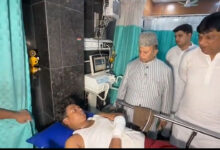 Charminar Shehran Market Fire: Three Injured After Gas Leak Sparks Blaze in Burqa Shop, MLA Meets Injured