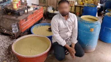 Fake Ginger Garlic Paste Factory Busted in Hyderabad: Habib Nagar Police Arrest Accused, 1,090 Kg Adulterated Paste Seized