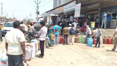 Gas Cylinder Shortage: Long Queues as DAC Issue Delays LPG Delivery in Telangana Districts