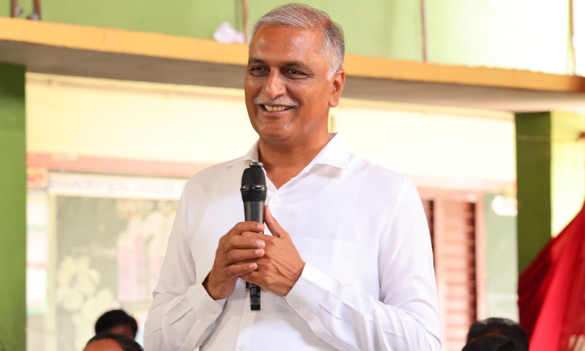 Education and Sports Both Essential, Says Harish Rao While Encouraging Youth