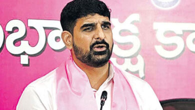 Hyderabad CID Notice to BRS MLA Kaushik Reddy Over Jatara Incident