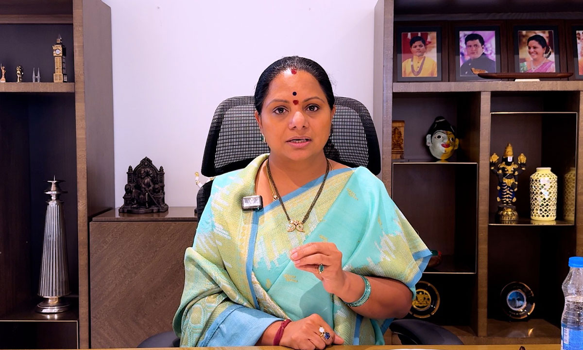 Kavitha Apologises for Past, Demands Action on Outsourcing Crisis in Telangana