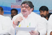 Ponnam Prabhakar Urges SHG Women to Use Govt Schemes for Empowerment at Praja Palana