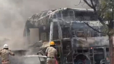 Six burnt alive as car catches fire after head-on collision with bus in Yadgir district
