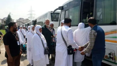 1st batch of 431 Haj pilgrims leave for Saudi Arabia from J&K's Srinagar international airport