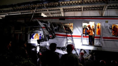 Death toll rises to 14 in Indonesia train accident, president visits victims