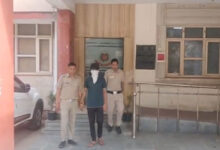 Delhi Police arrest habitual offender; recover ganja, stolen motorcycle