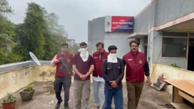 Delhi Police seize Malana Cream worth Rs 60 lakh, arrest two at Nizamuddin station after chase