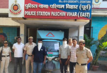 Delhi Police bust online illicit liquor delivery racket, two arrested