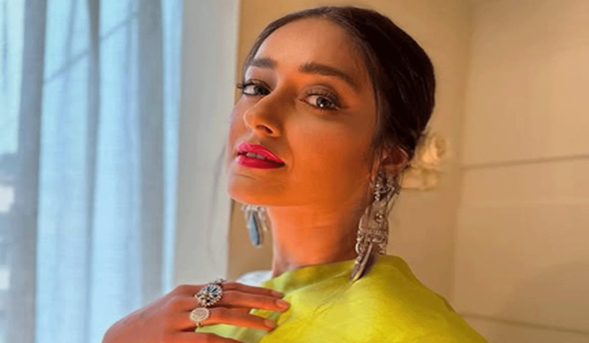 Ileana D'Cruz unapologetically defends pineapple on pizza: We don't care if you judge us