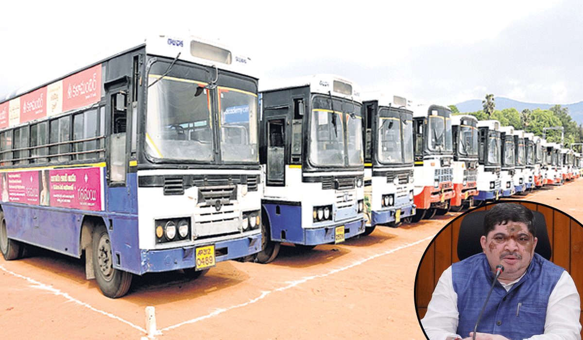 Telangana transport minister appeals to RTC employees to withdraw strike call