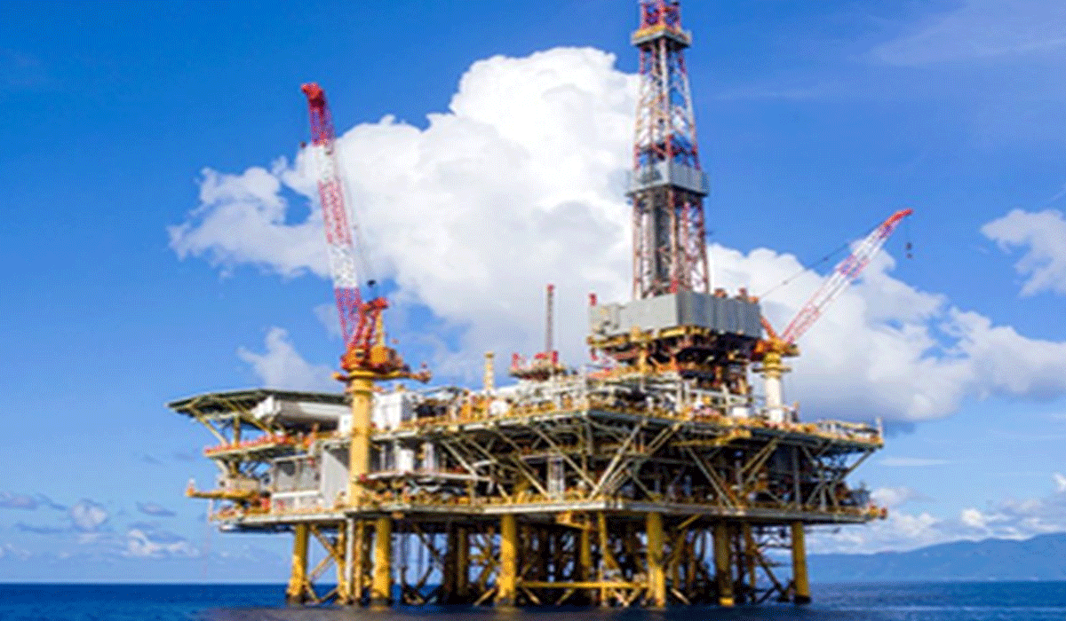 Oil prices fall for 2nd day as Donald Trump signals possible US-Iran talks