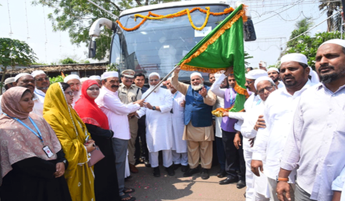 Second batch of Haj pilgrims depart from Vijayawada