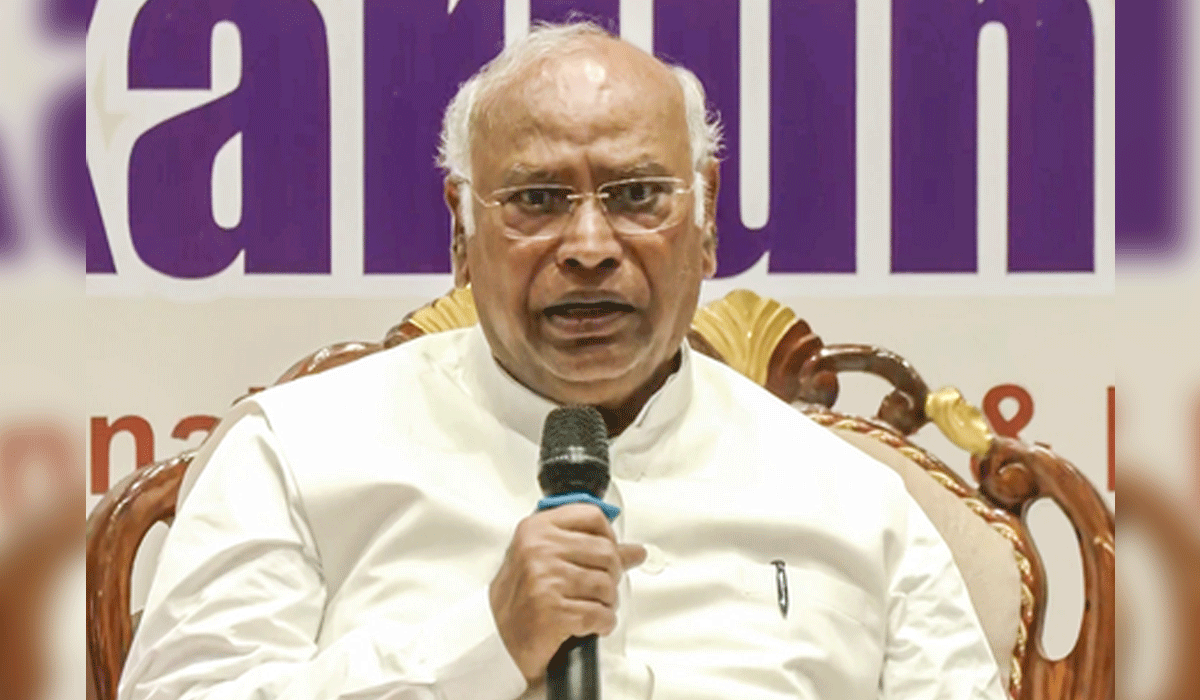 'Meant people being terrorised': Kharge stresses didn't call PM Modi 'a terrorist'
