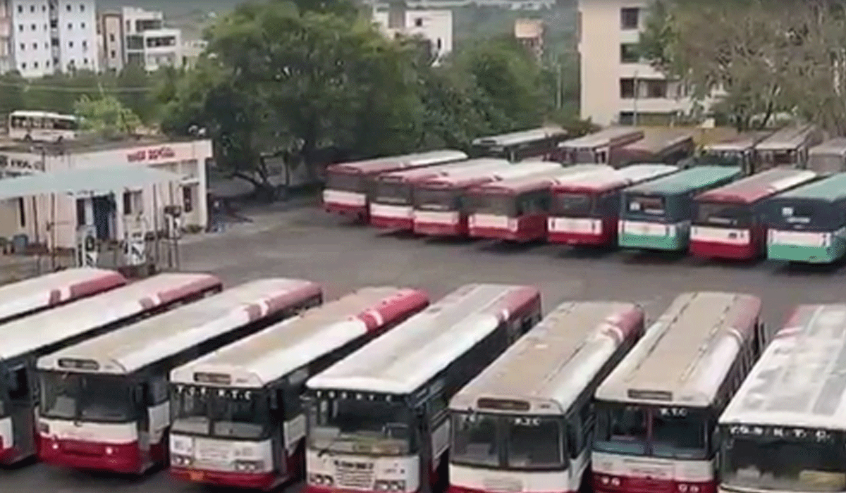 RTC buses go off the roads in Telangana as employees begin strike
