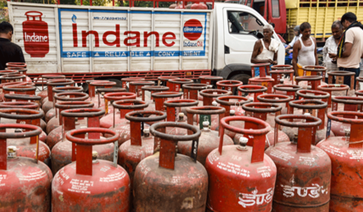 Over 51.8 lakh domestic LPG cylinders delivered in a day, supply normal