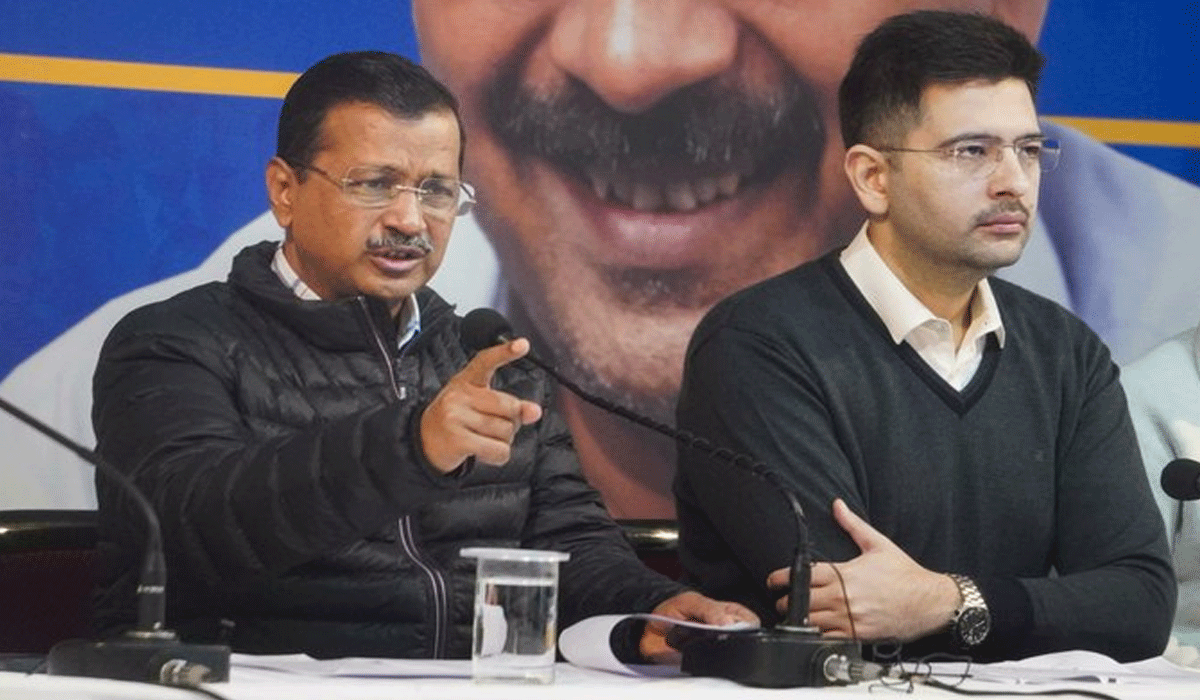 'Jo dar gaya, woh...': AAP rift wide open, Kejriwal's 'soldiers' hit back at Raghav Chadha with 'soft PR' jibe