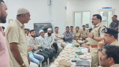 Hyderabad Police Hold Bakrid Awareness Meeting in Old City, DCP Srinivas Issues Guidelines to Public