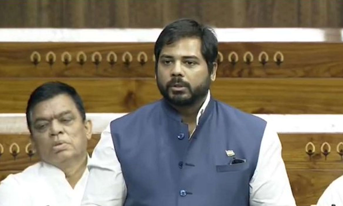 Telangana Betrayed Again? MP Vamsi Raises AP Reorganisation Act Issues, Krishna Water & Projects in Lok Sabha