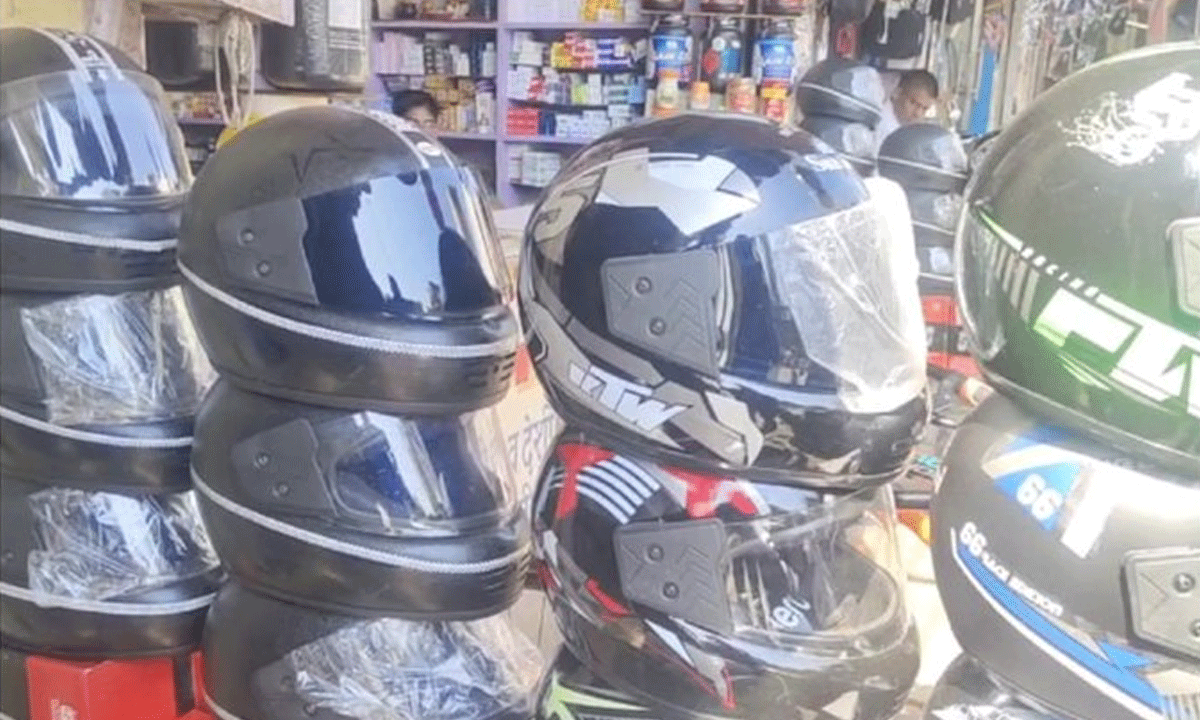 Helmets made mandatory for Maharashtra Police, strict action for violations