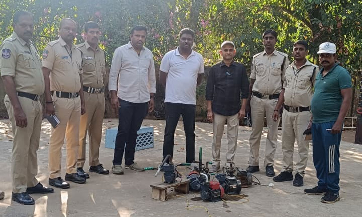 Hyderabad Water Crackdown: 7 Illegal Motors Seized in SR Nagar SRT Colony, HMWSSB Warns of ₹5,000 Fine