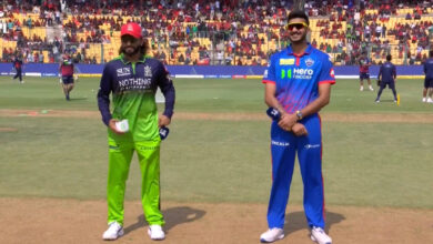 IPL 2026: Delhi Capitals Opt to Bowl Against RCB After Axar Patel Wins Toss in Bengaluru
