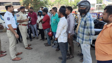 Hyderabad Traffic Police Crack Down on Mobile Phone Driving at DMRL Junction, 20 Violators Booked