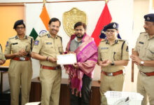 Hyderabad Hero: CP VC Sajjanar Felicitates Mohammed Firoz for Saving 8-Year-Old Girl from Kidnap Attempt