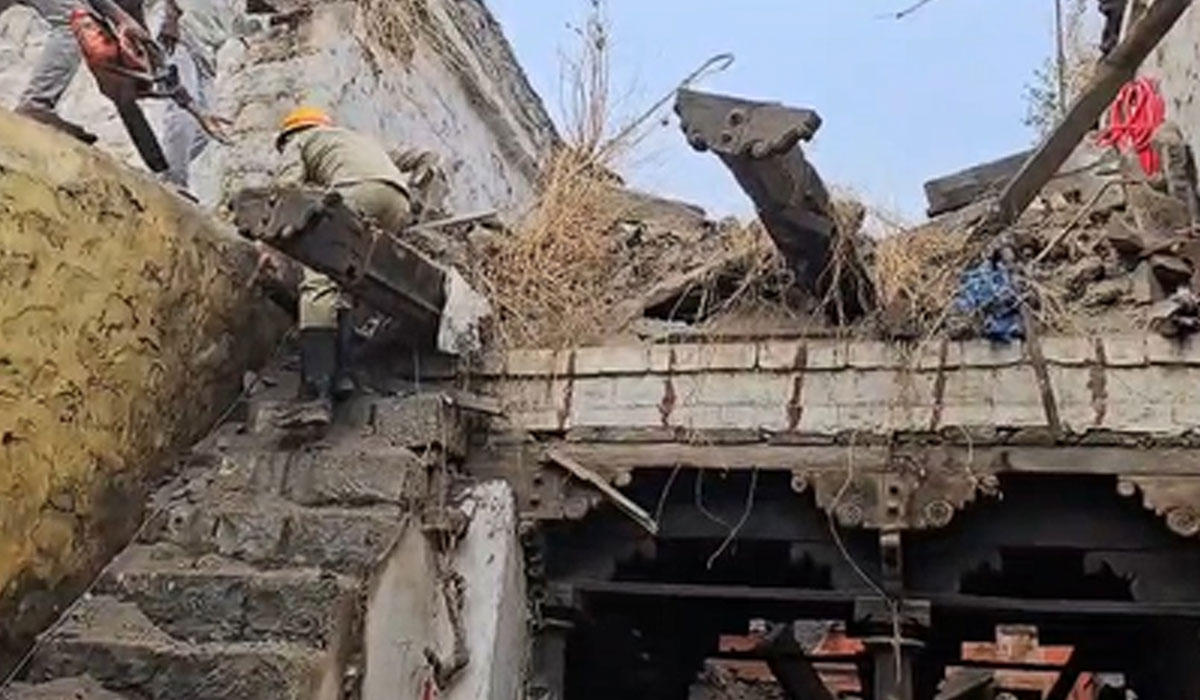 Four of family killed as house roof collapses after heavy rain in Karnataka's Vijayapura