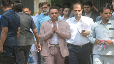 Delhi court grants bail to Vadra in money laundering case