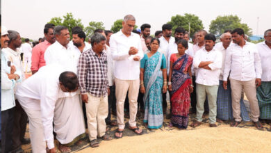 BRS leader Harish Rao threatens protest by Telangana farmers over paddy procurement issue